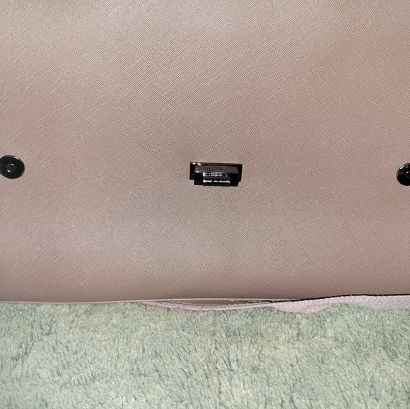 Easegave Mauve (Laptop) Satchel Bag. - Picture 16 of 16
